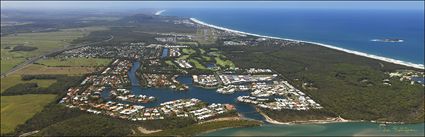 Twin Wates - Sunshine Coast - QLD (PBH4 00 16432)